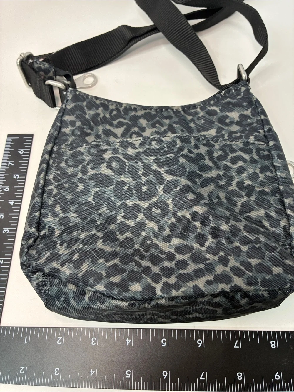 Baggallini Black and Gray Leopard Print Crossbody Bag - Picture 4 of 6